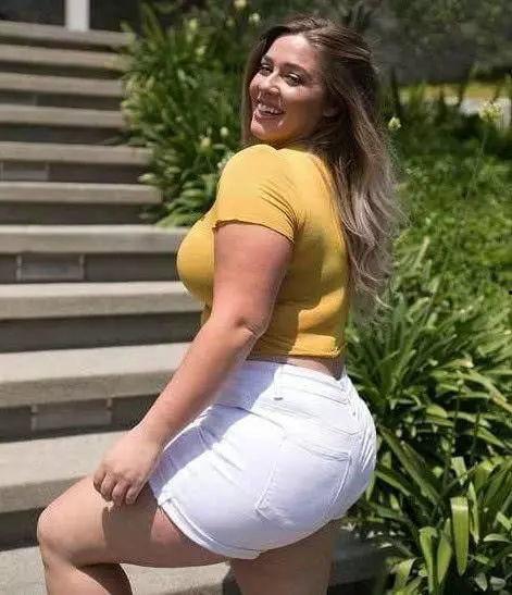 今日吃瓜著名女模特网红,瓜田里的时尚宠儿